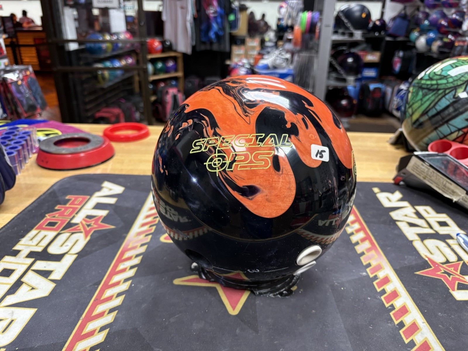 Used 900 Global Special Ops bowling Ball 15 Pounds