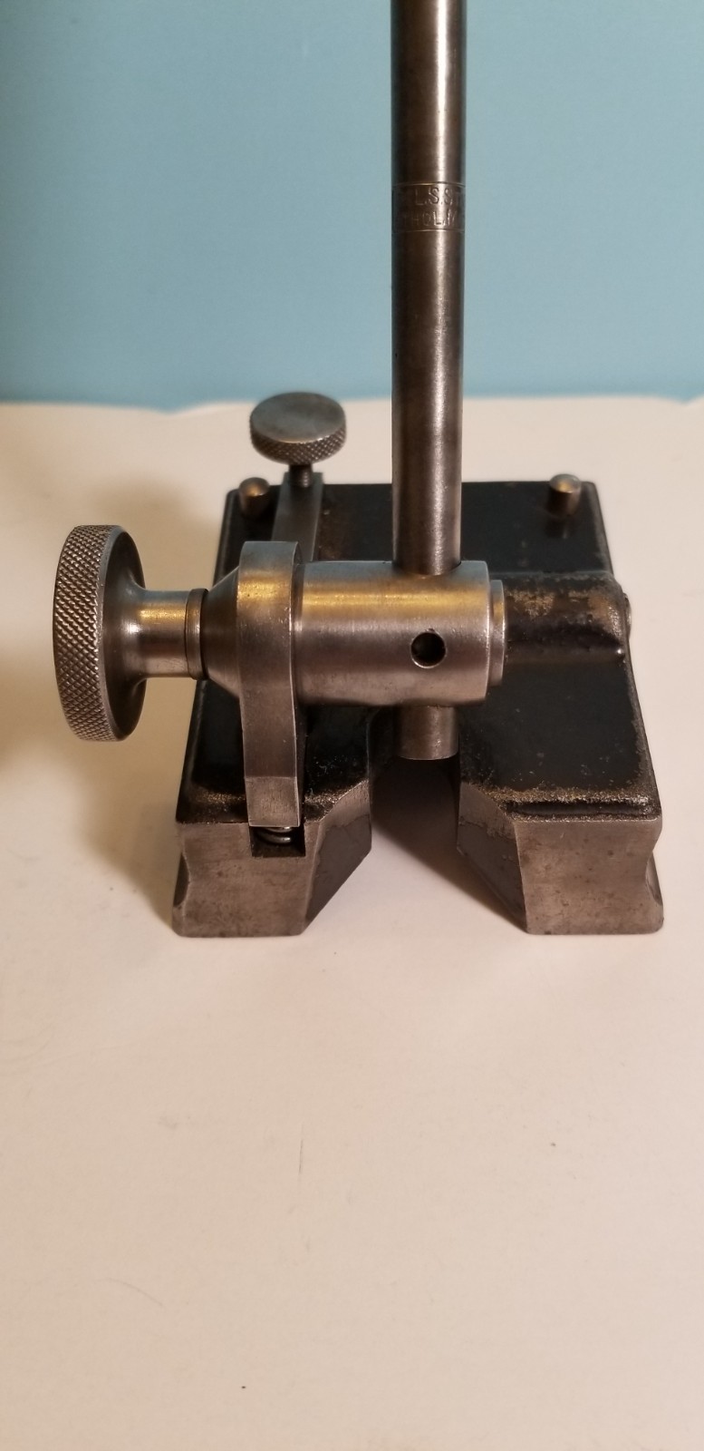 VINTAGE SURFACE DIA L INDICATOR w/t 6" STARRETT SPINDLE