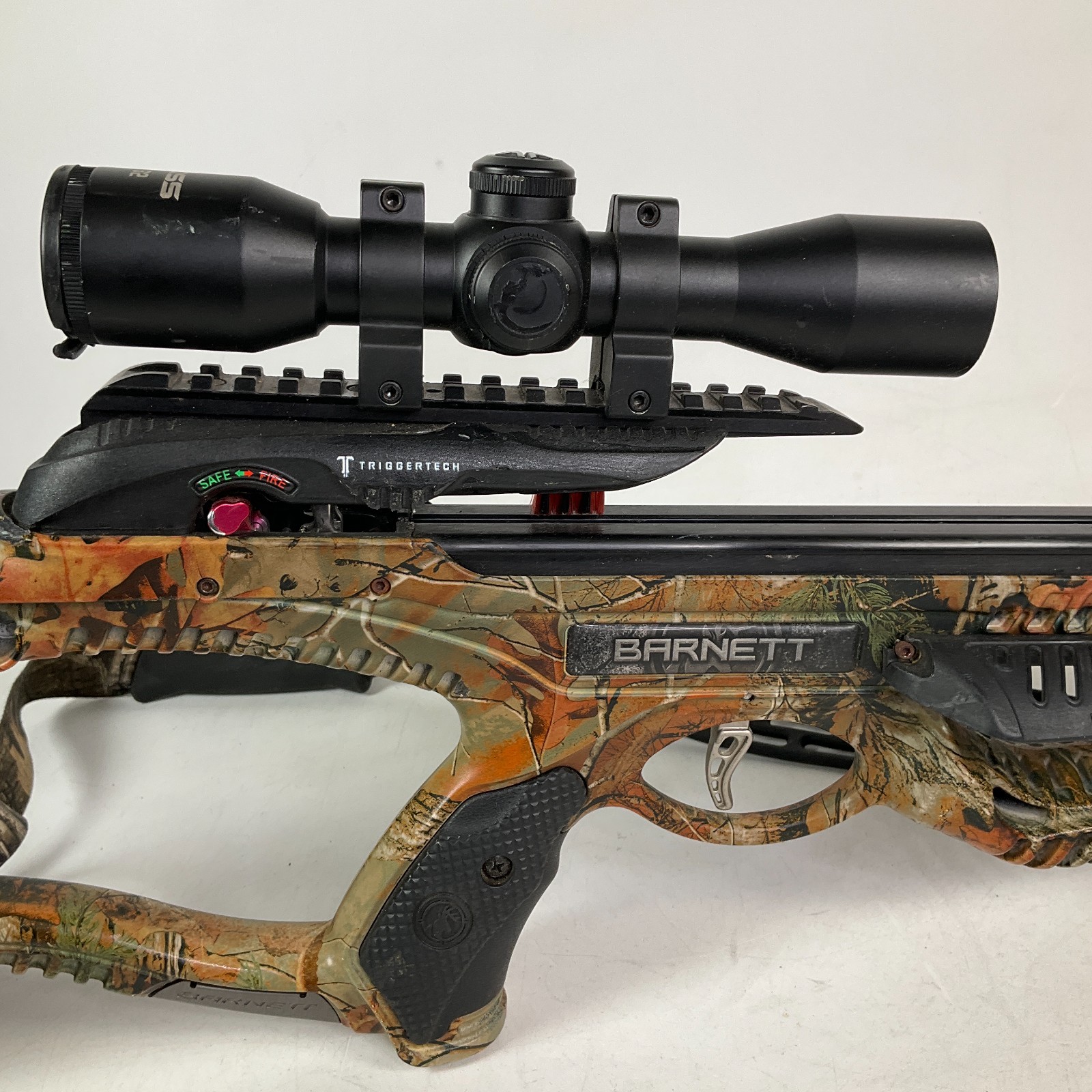 Barnett Raptor Pro STR Crossbow Camouflage with 4x32 Scope