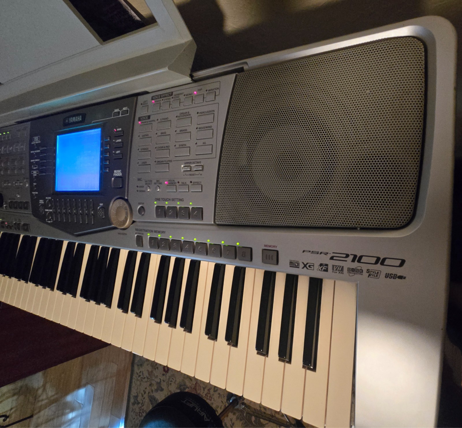 yamaha PSR 2100 KEYBOARD
