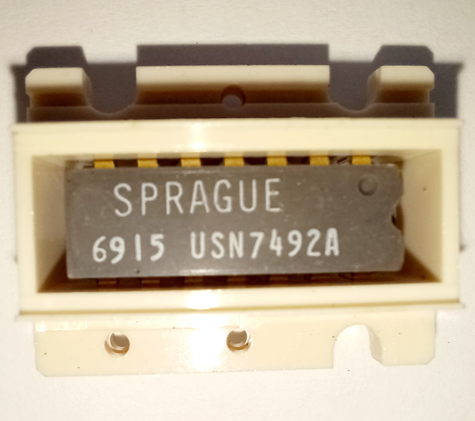 Sprague USN7492A IC chip microchip DIP-14 vintage from 1969!!   Gold plated legs