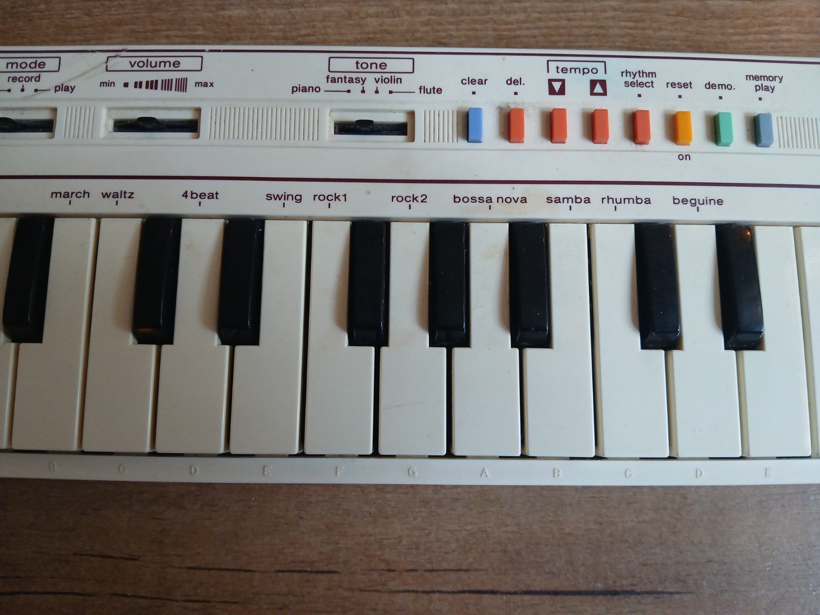 Vintage Casio PT-1 Mini Keyboard / Working / 29 Keys