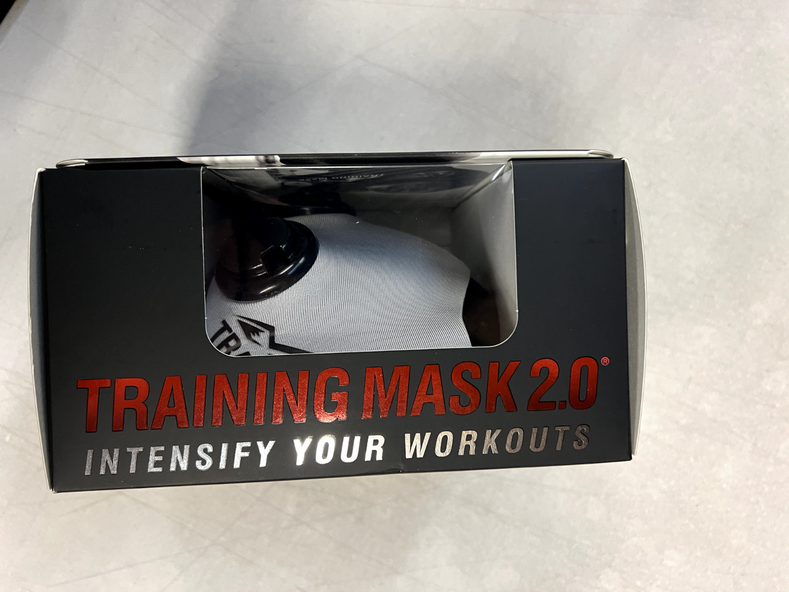 Elevation Training Mask 20 2.0 White Simulates High Altitude Training Medium
