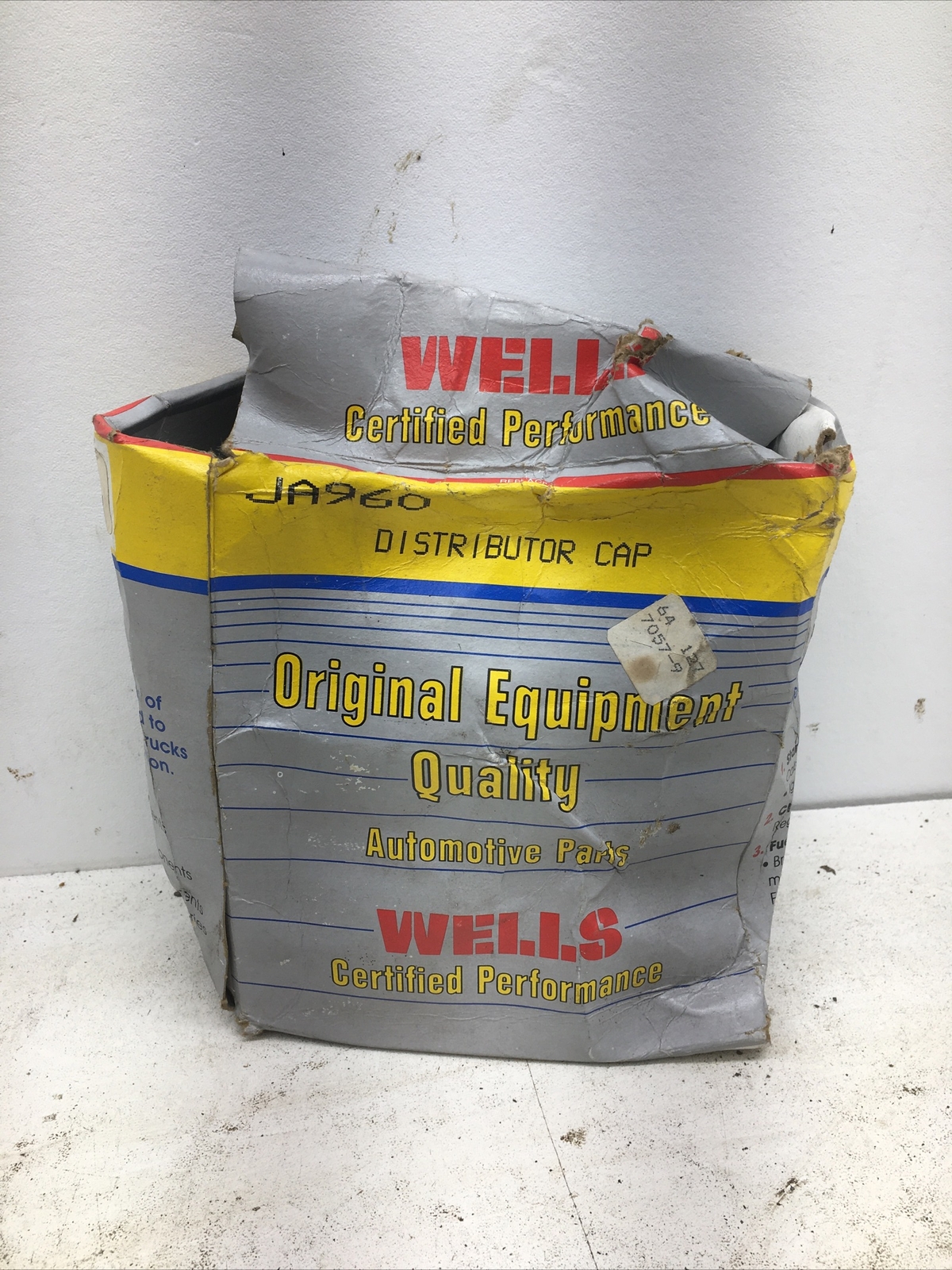 Wells Certified Performance Distributor Cap JA960 (New Old Stock)