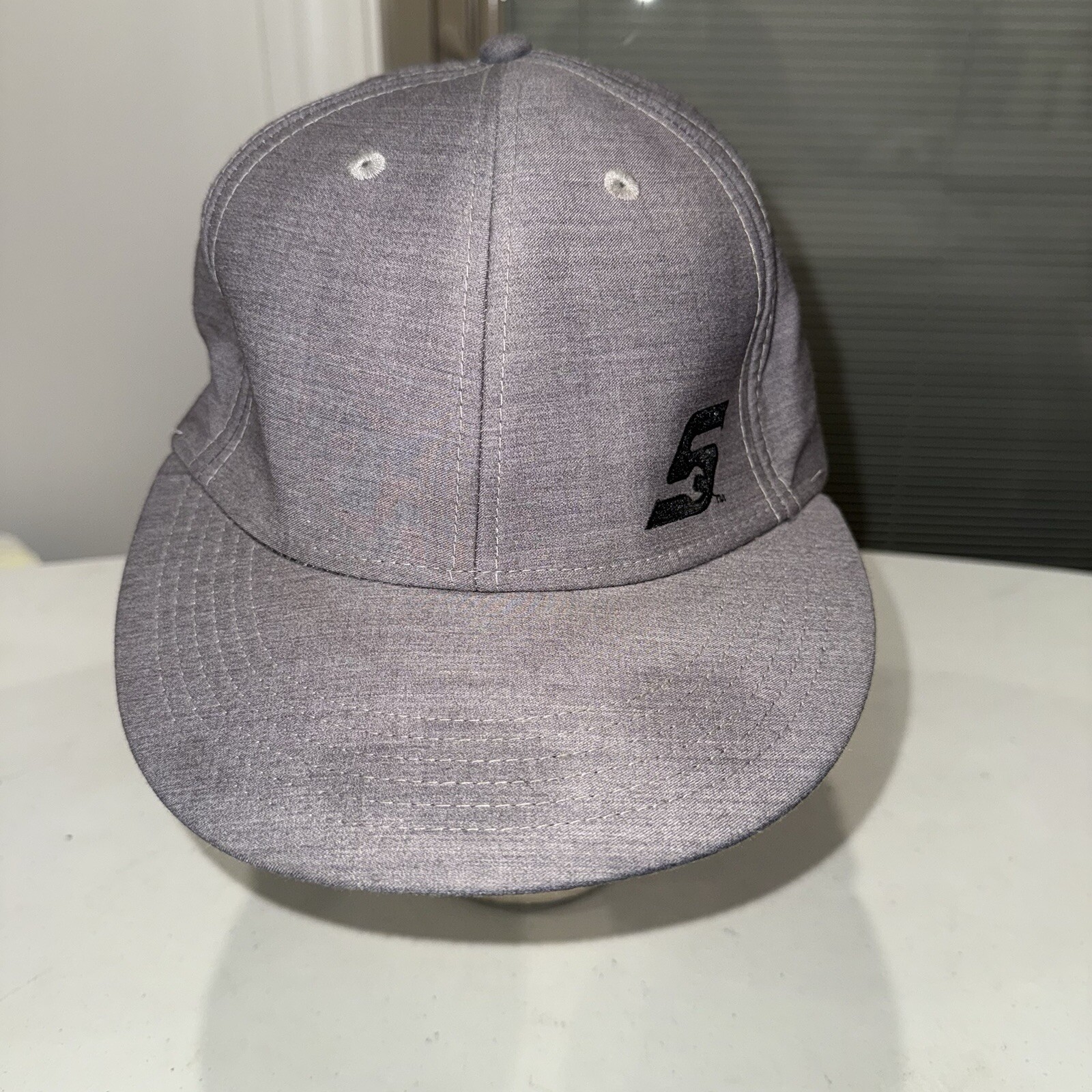 S Black On Gray Lite Wt Flat Bill Hat Cap  EUC