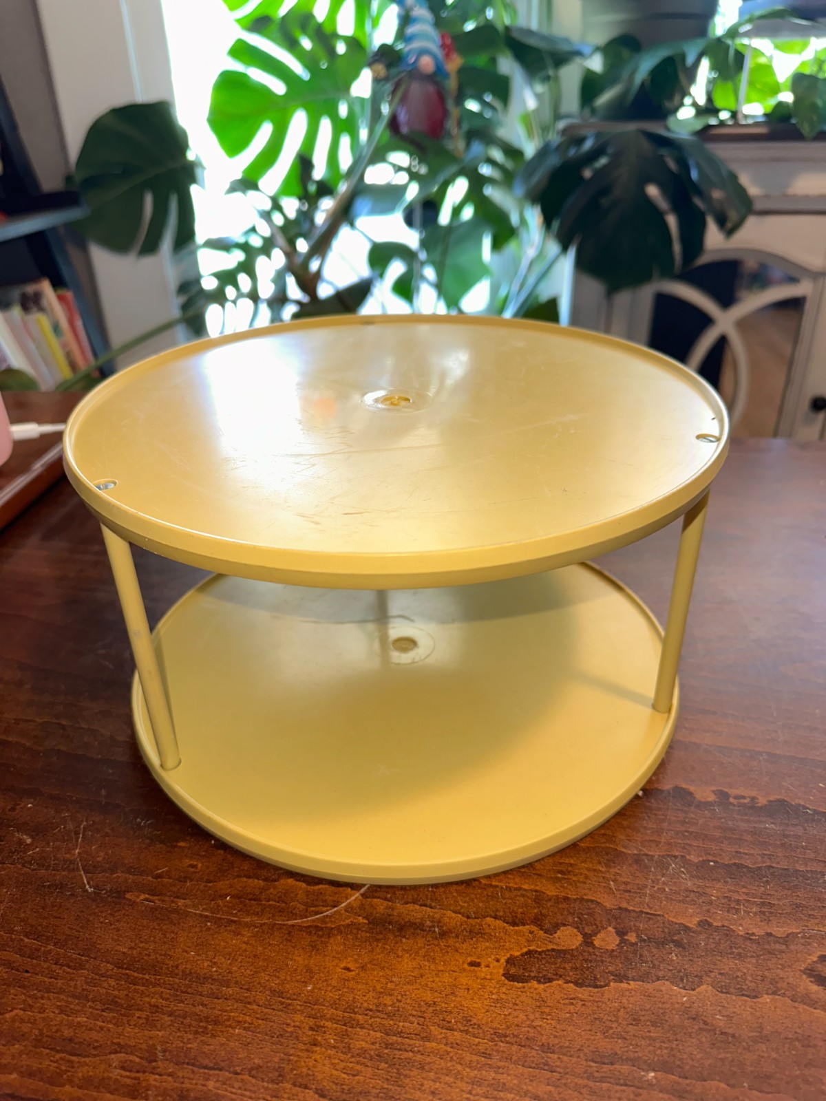 Vintage Rubbermaid 2 Tier Lazy Susan Spice Turntable Round Yellow