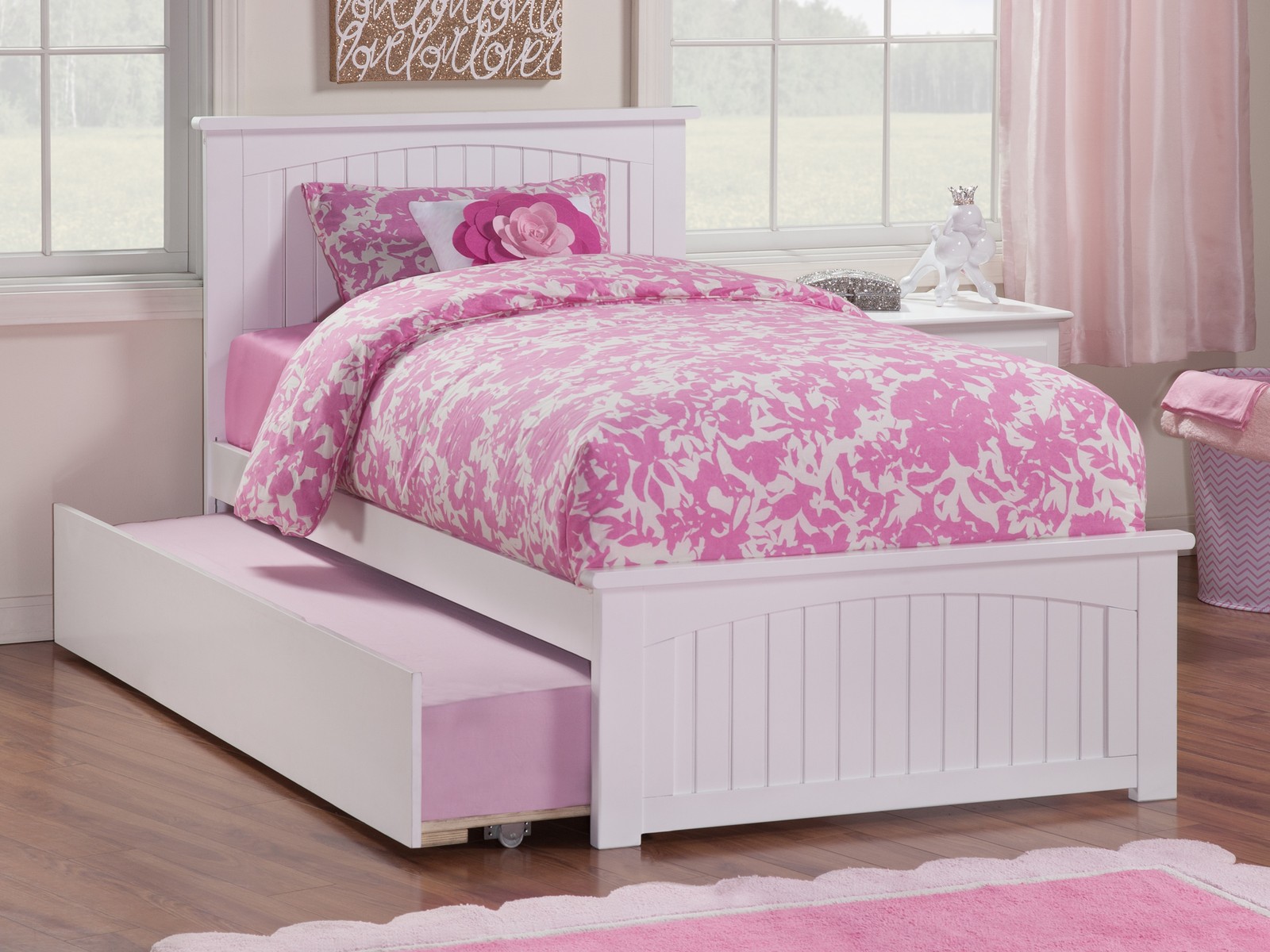 AFI Nantucket Platform Bed with Matching Footboard and Turbo Charger with Urban