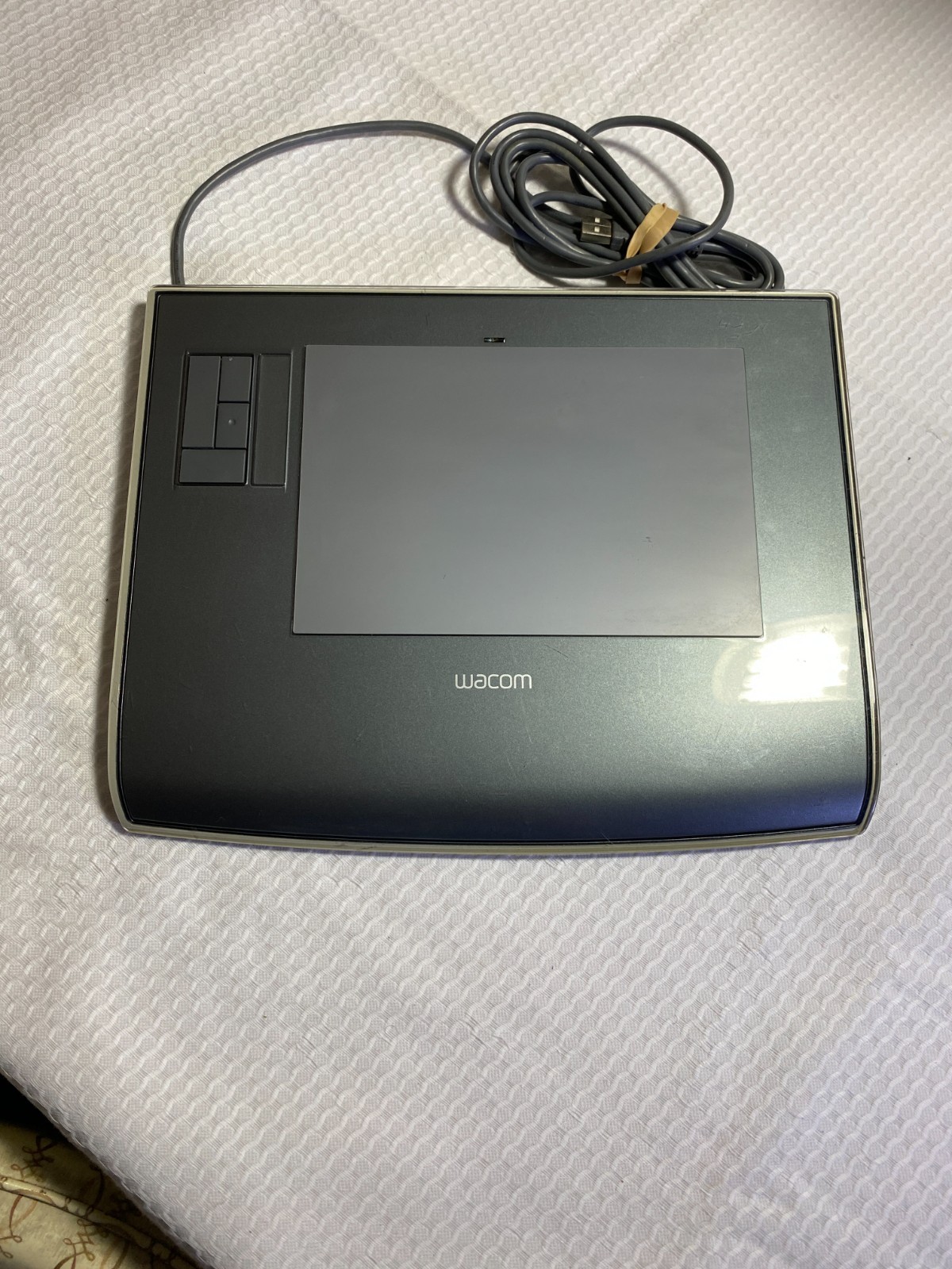 Wacom Intuos3 4x6 PTZ-431W Wide Format Graphics Design Drawing Tablet Used