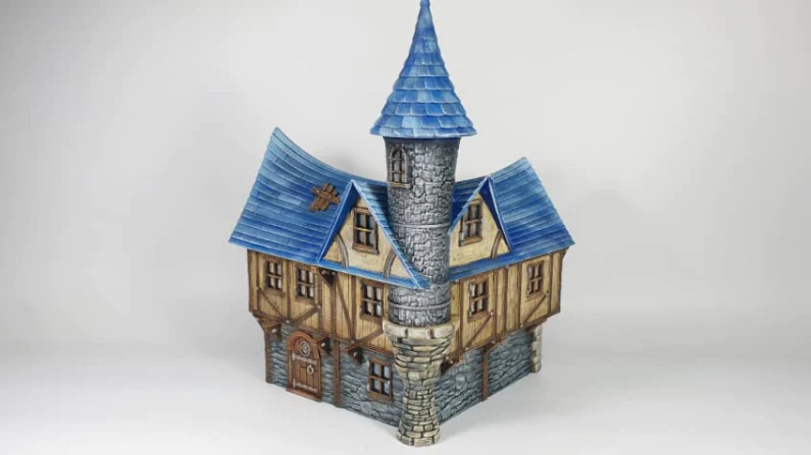 Adrian-3DP4U - Tower Top House - 28mm