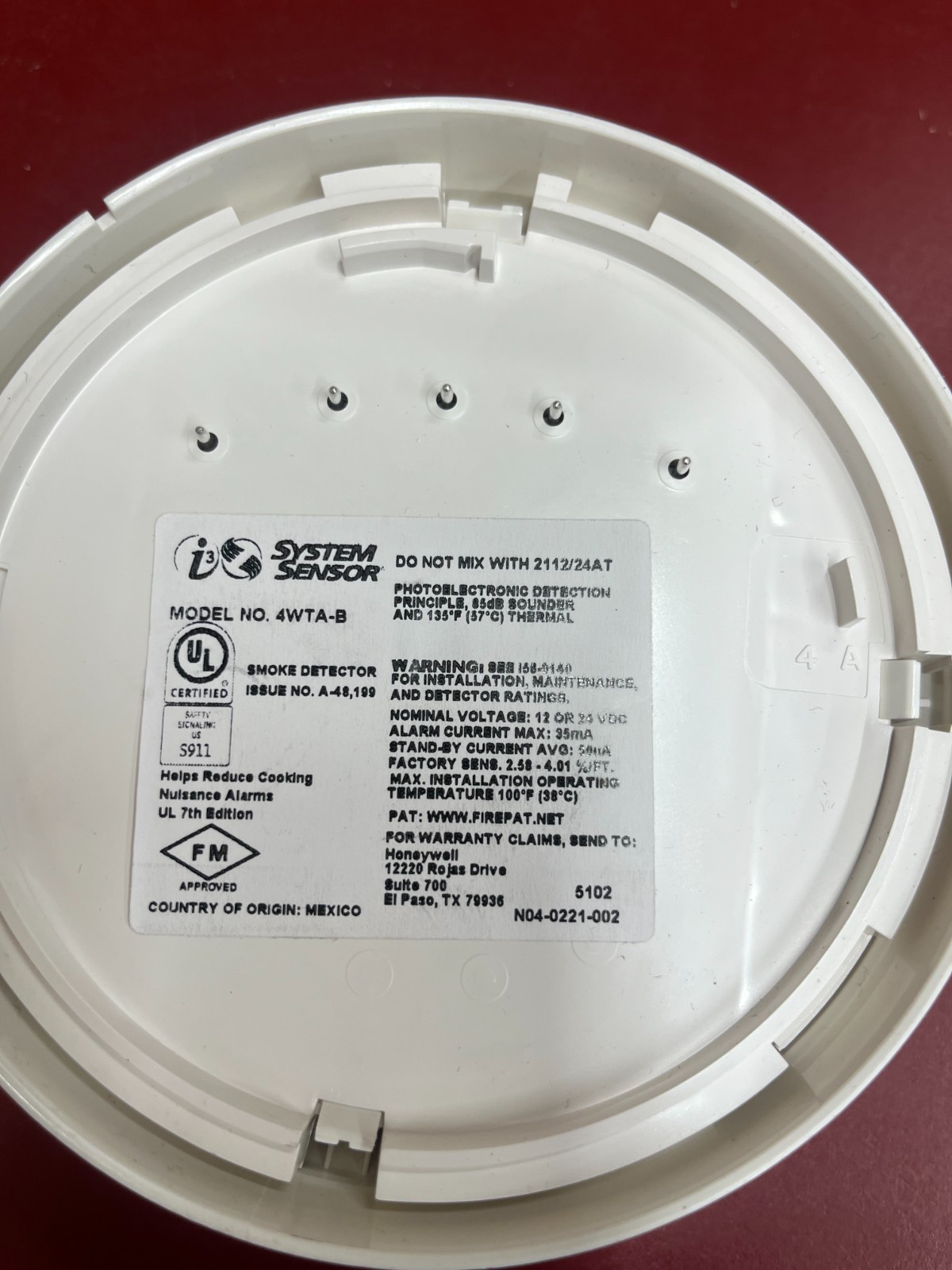System Sensor 4WTA-B Smoke Detectors/ HEAD ONLY EXP 10/2035