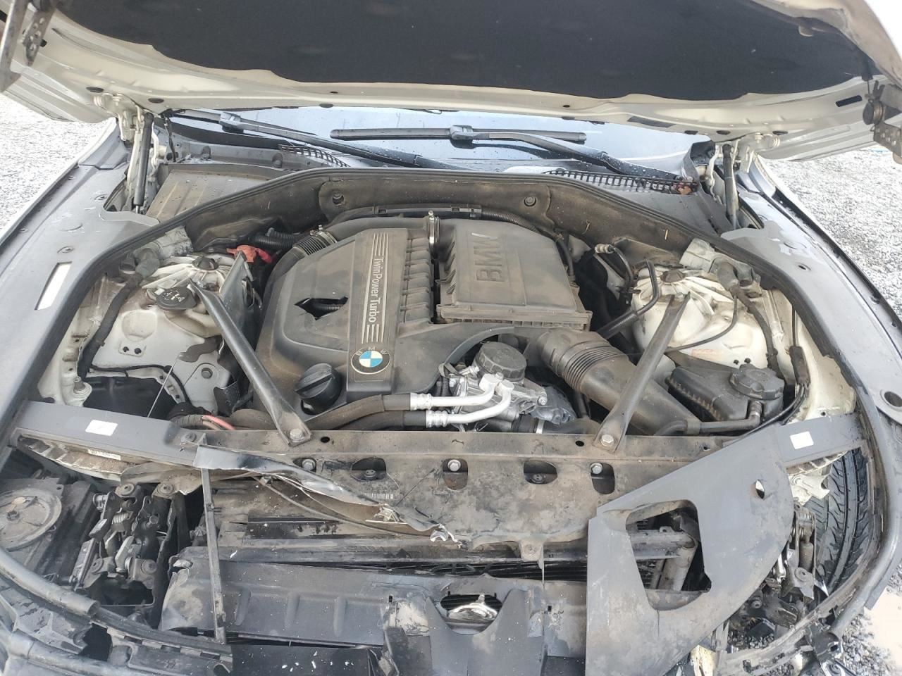 740I 2013 Glove Box 4648232