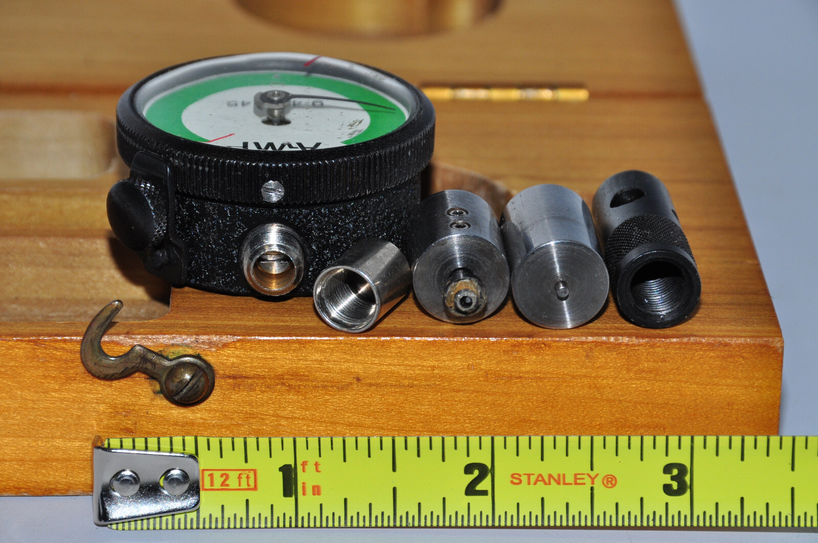 AMP DIAL INDICATOR 9-478245 Tool w/ Box and Stems