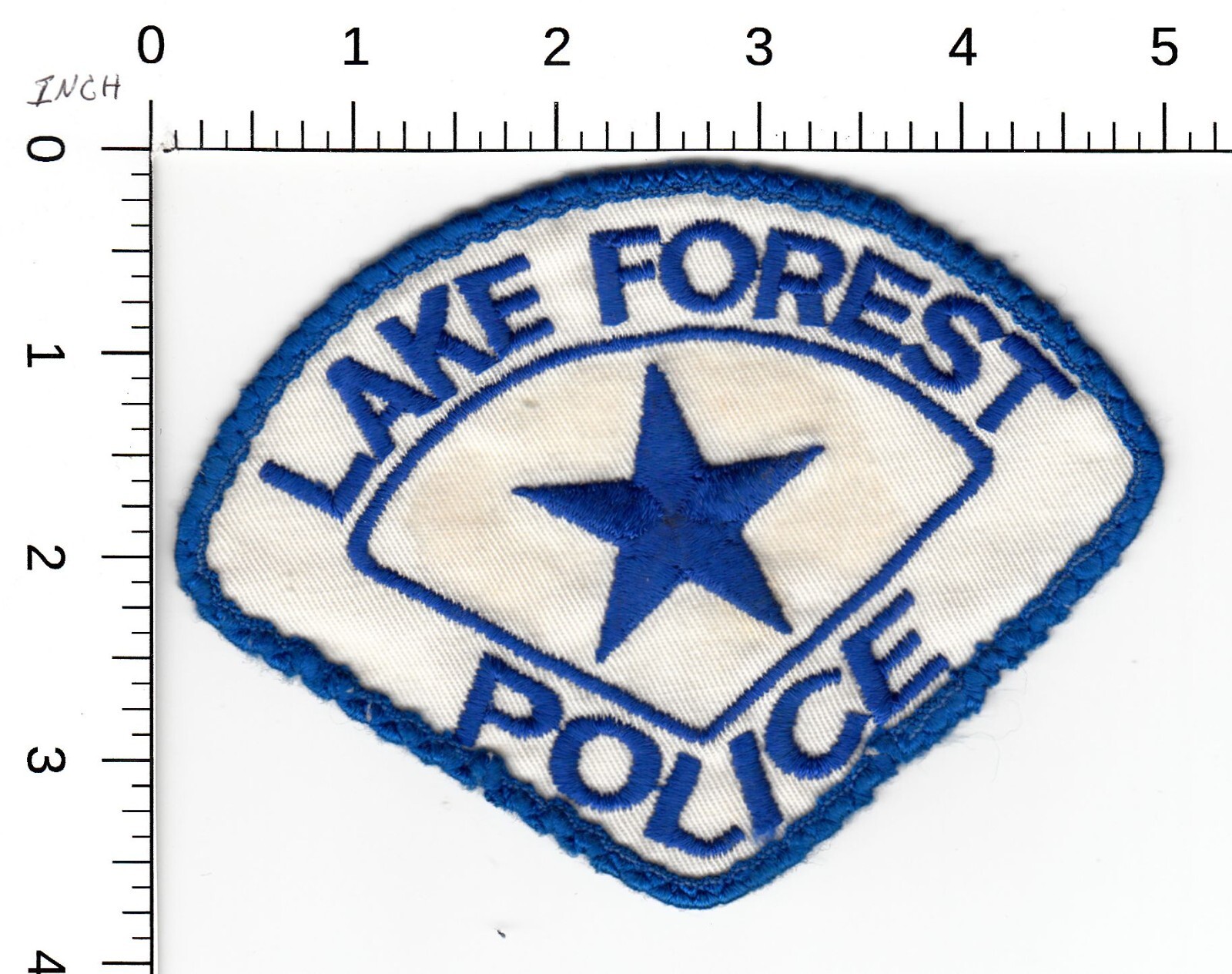 LAKE FOREST (( VINTAGE ORIGINAL CC BACKING )) ILLINOIS POLICE COLLECTIBLE PATCH