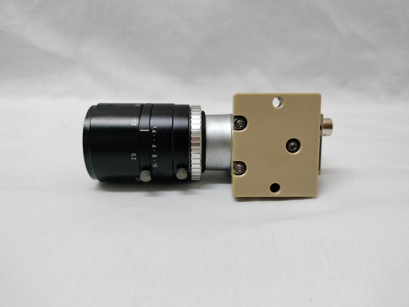 Basler acA3800-10gm acA380010gm Industrial CCD Camera w/ 8mm 1:1.4 Lens