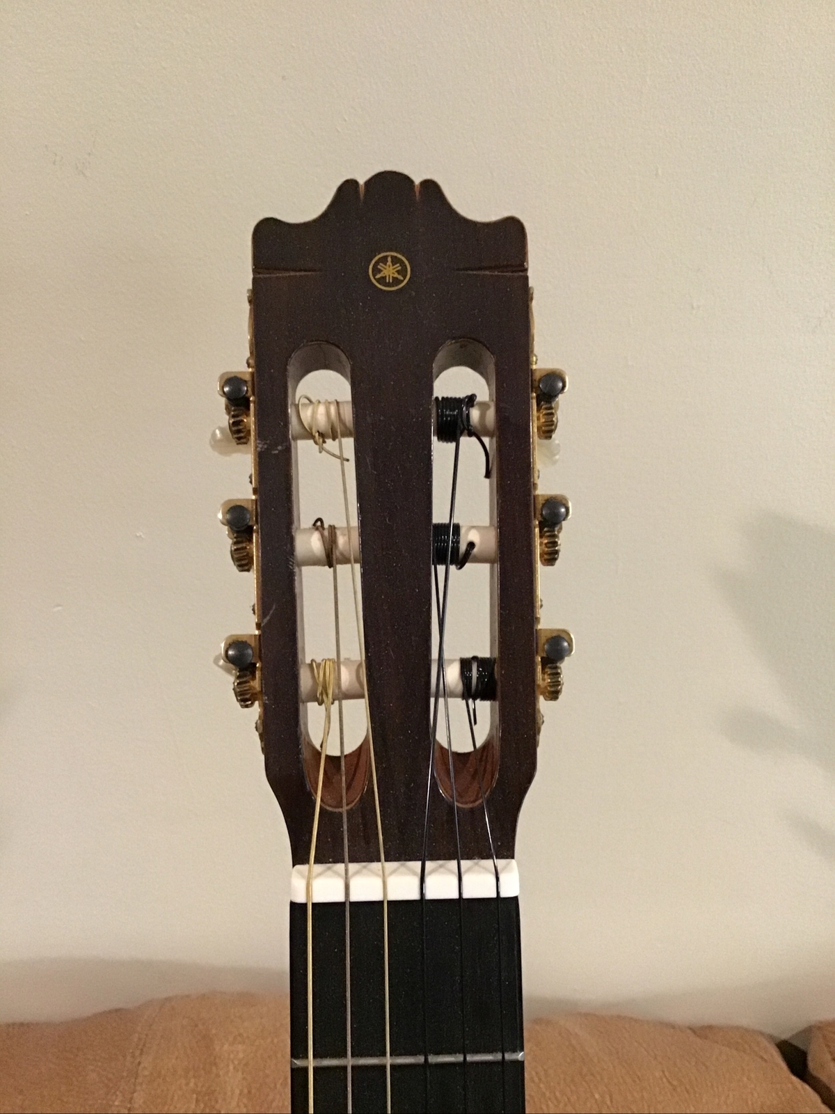 yamaha g 245 s