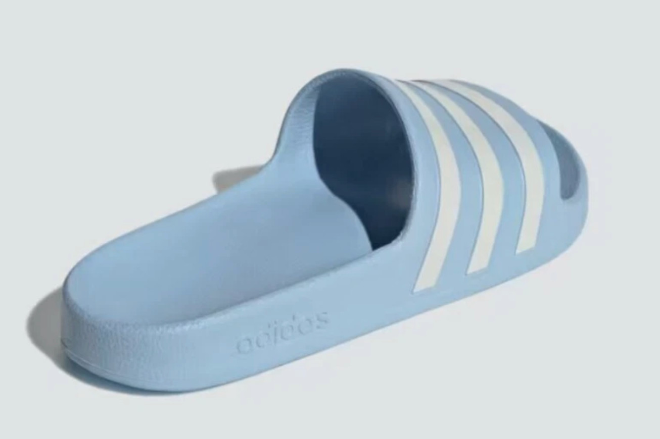 Adidas Adilette Aqua Slides Women’s Blue Slip-On Sandals IE8919 Comfort