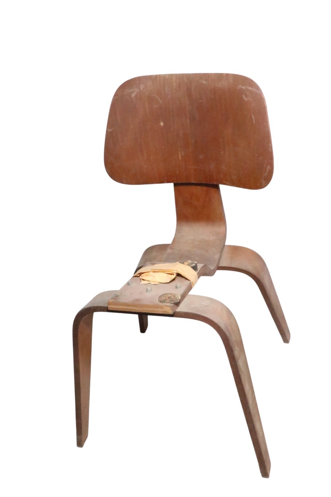 Lot of 4 Early Eames DCW Chairs as is