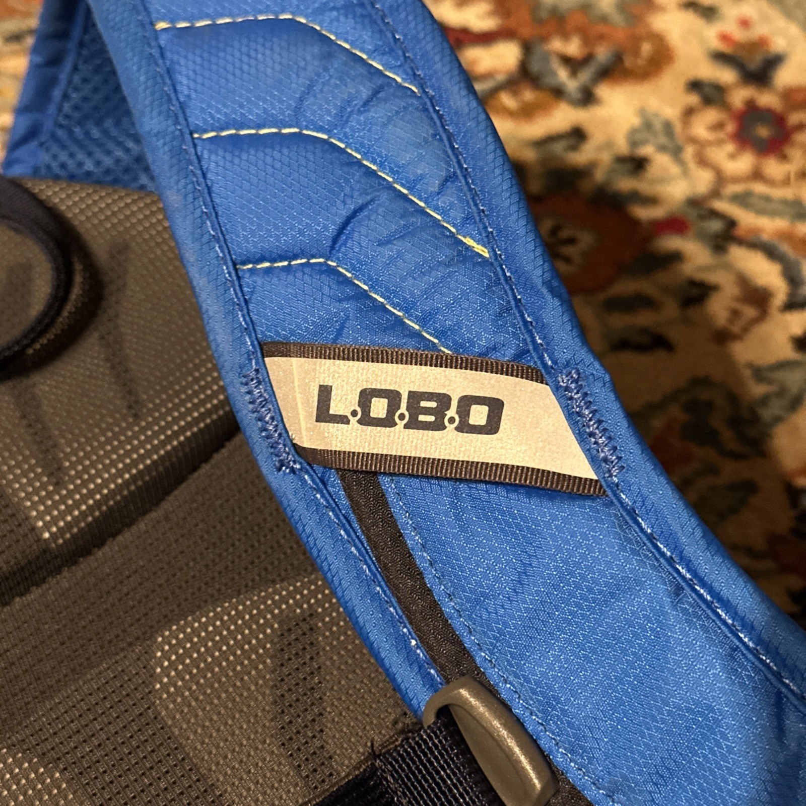 Camelbak Lobo Blue/Black Hydration Pack Hiking Trail Backpack