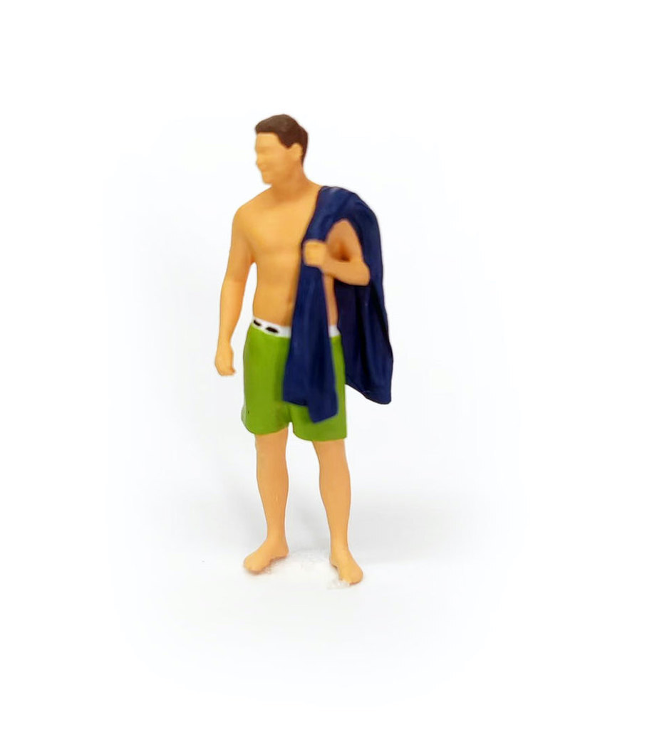 BN 1:64 Painted Figure  Model ature Resin Diorama Beach Towel Man Boy Swim