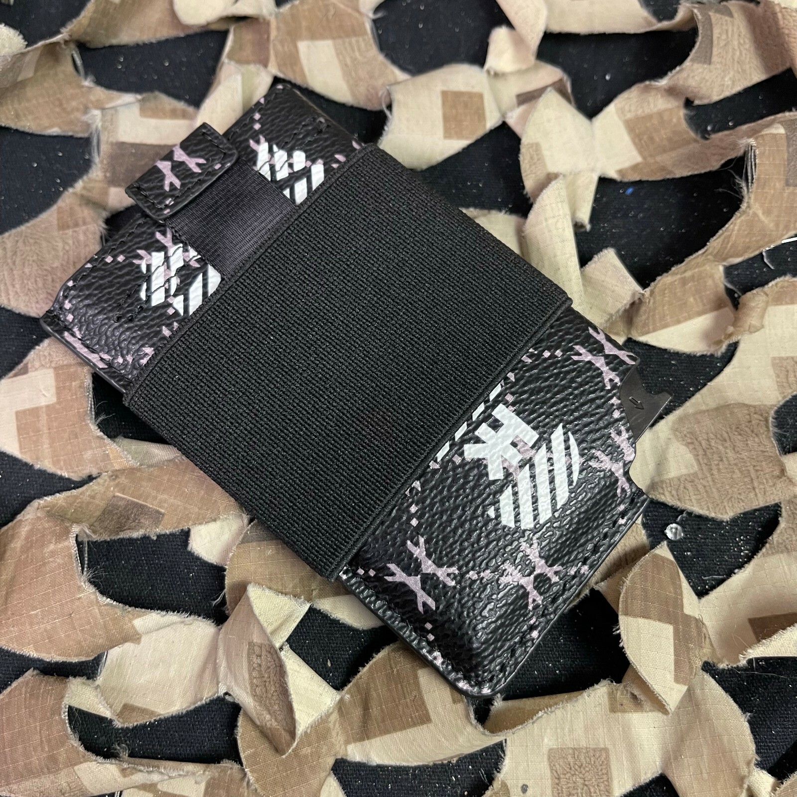NEW HK Army Switch Wallet - Off Break Black