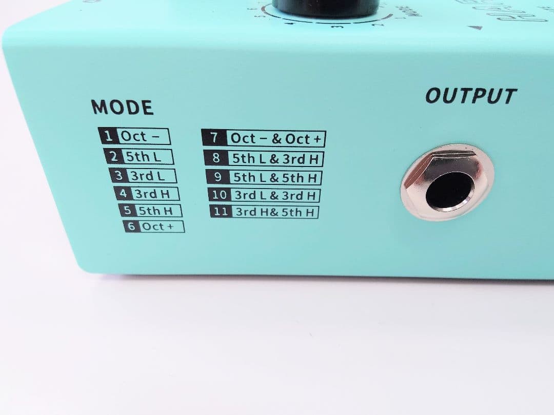and ! Mooer MVP2 Harmonier