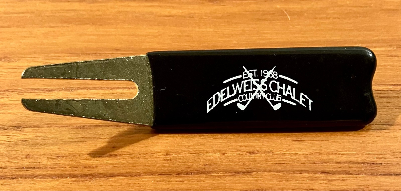 Edelweiss Chalet Country Club (Wisconsin) Logo Golf Ball Mark Divot Repair Tool