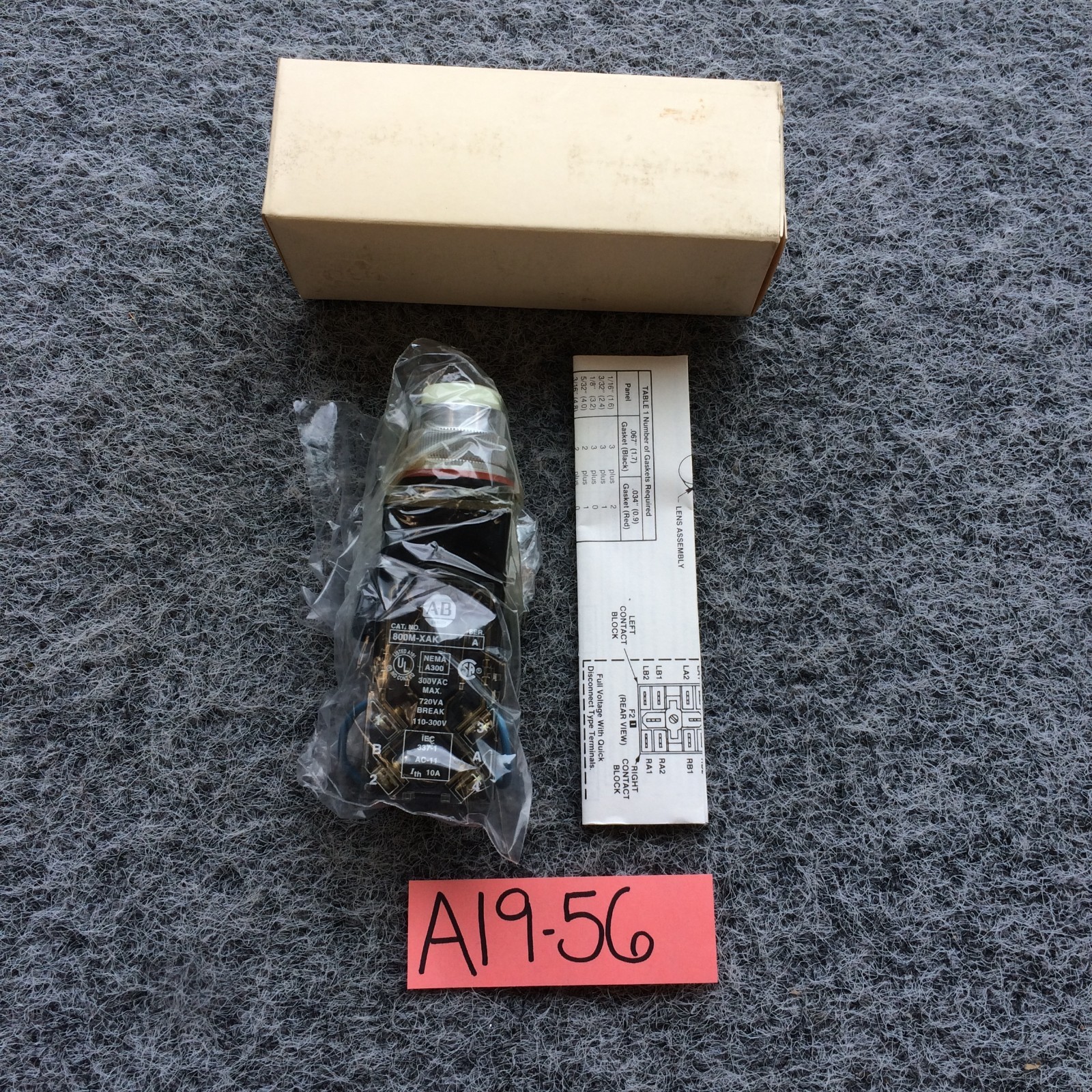 BRAND NEW IN BOX Allen Bradley 800MR-QTL24WK SER D  PUSH TO TEST PILOT LIGHT