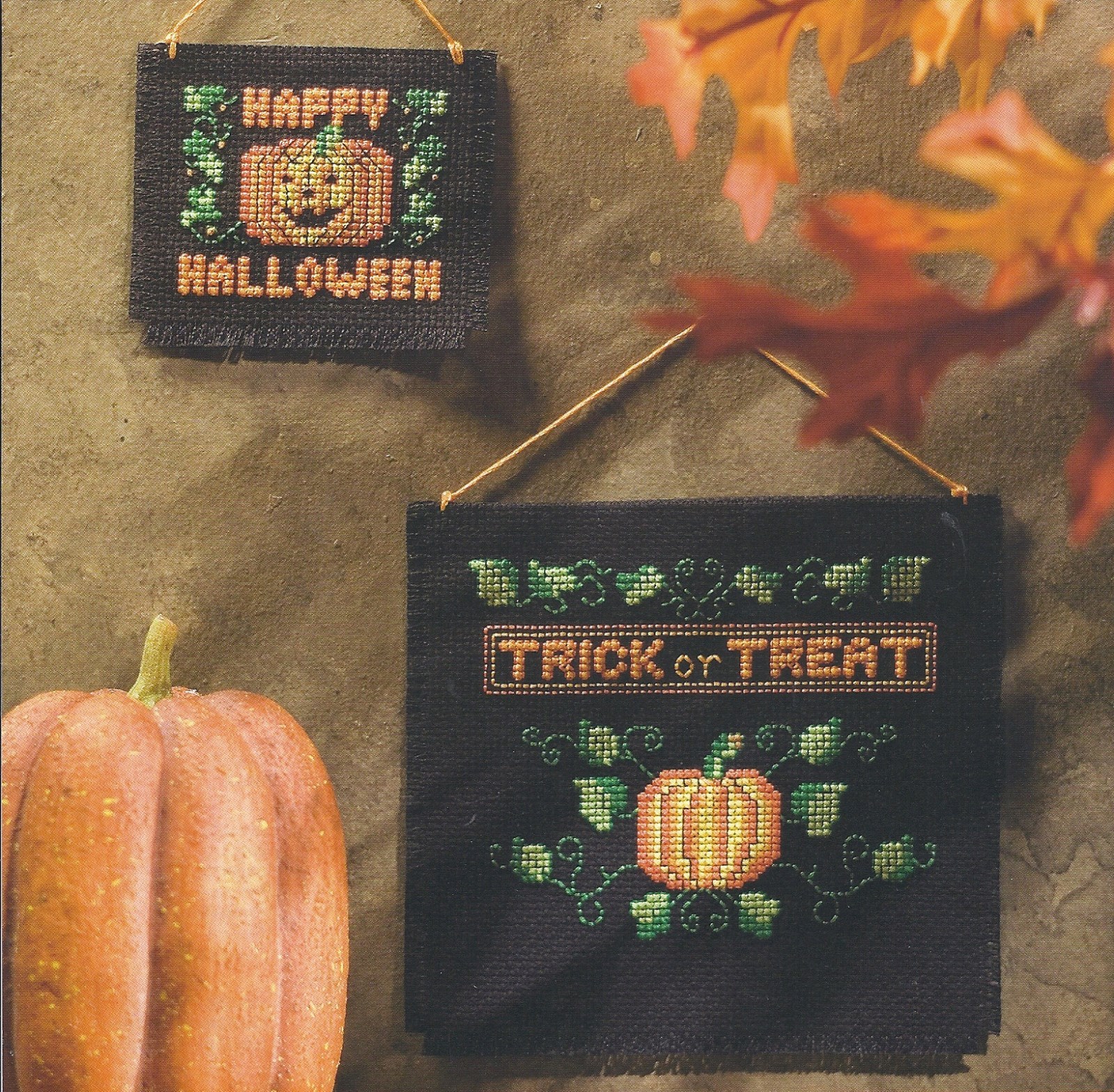 **TRICK OR TREAT & HAPPY HALLOWEEN HANGERS - PATTERN ONLY*CROSS STITCH PATTERN**
