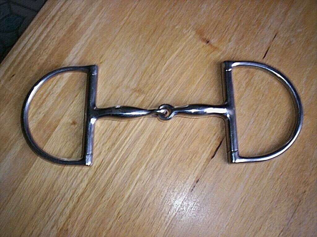 Gently Used SS Hunter Dee Snaffle Bit 4 3/4" Mouth Black Running Horse Mark