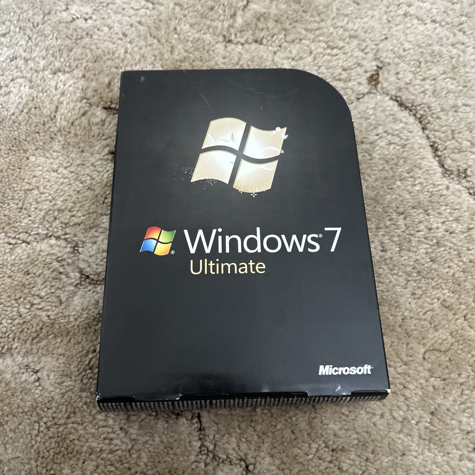 Microsoft Windows 7 Ultimate 32 & 64 Bit DVDs Genuine MS WIN Full Retail Box Key