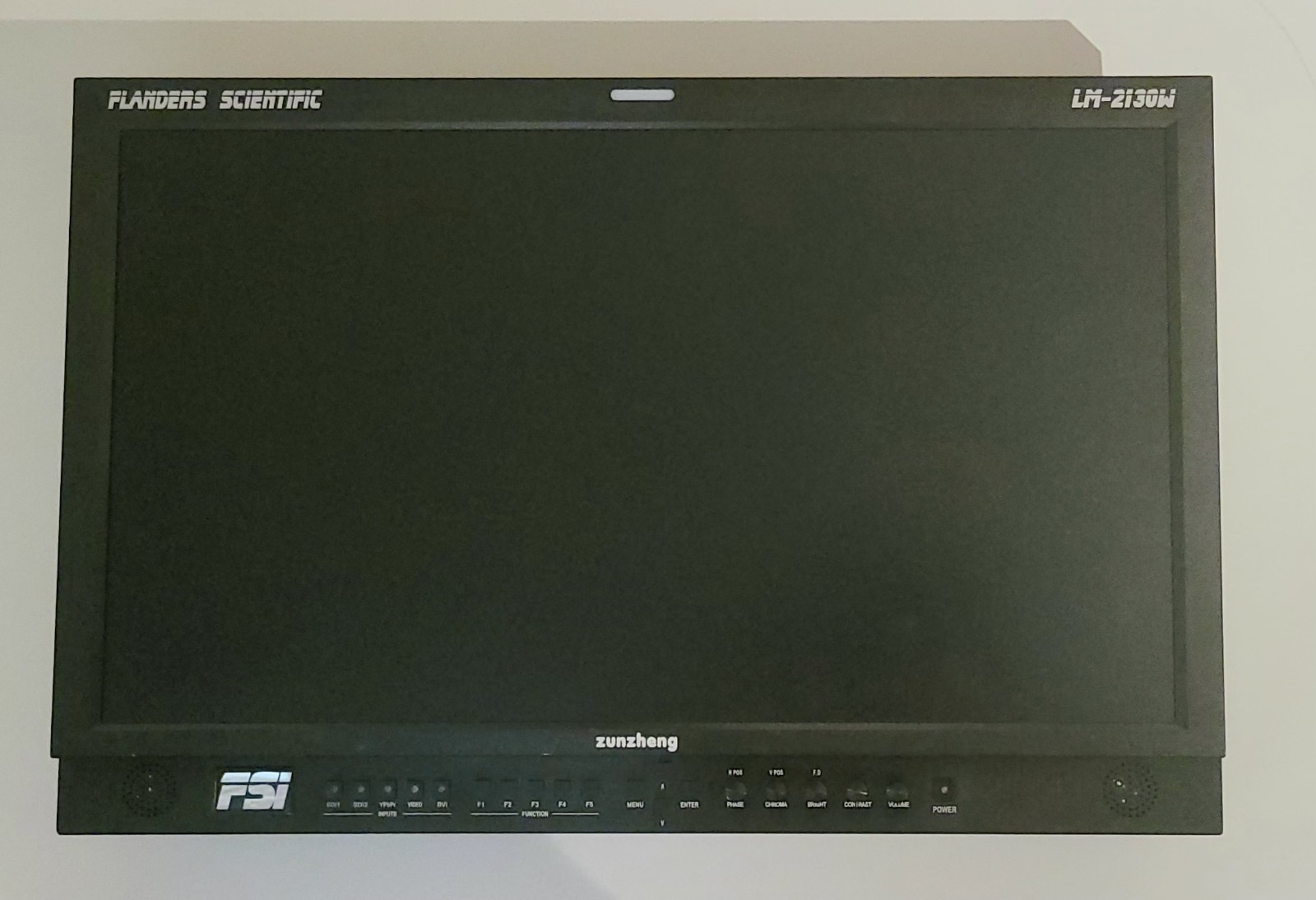 FSI Flanders Scientific LM-2130W 2009 Monitor Used Without Stand