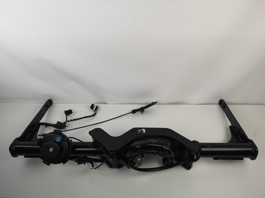 VW GOLF VII SPORTSVAN SV 510 2014-18 GENUINE TOWBAR TOW BAR COUPLING SWIVEL [89]