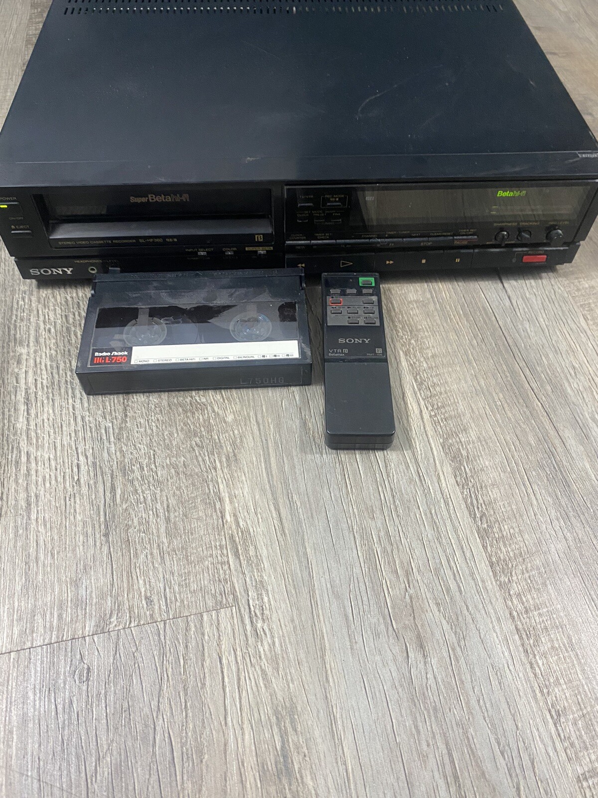Sony SL-HF360 BII/BIII Betamax Player - AS-IS For Parts W/ Remote And Tape
