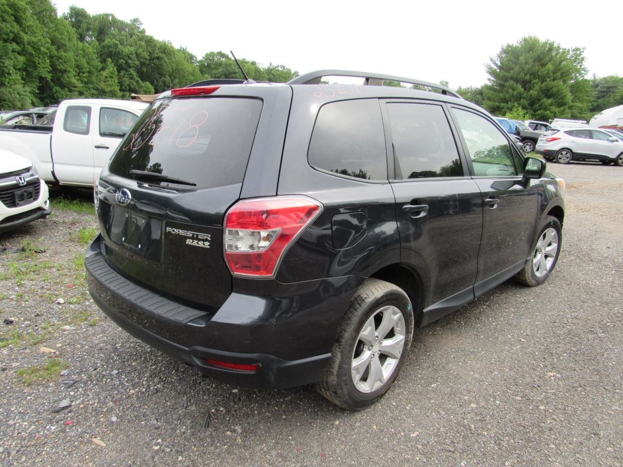 FORESTER 2014 Glove Box 1048275
