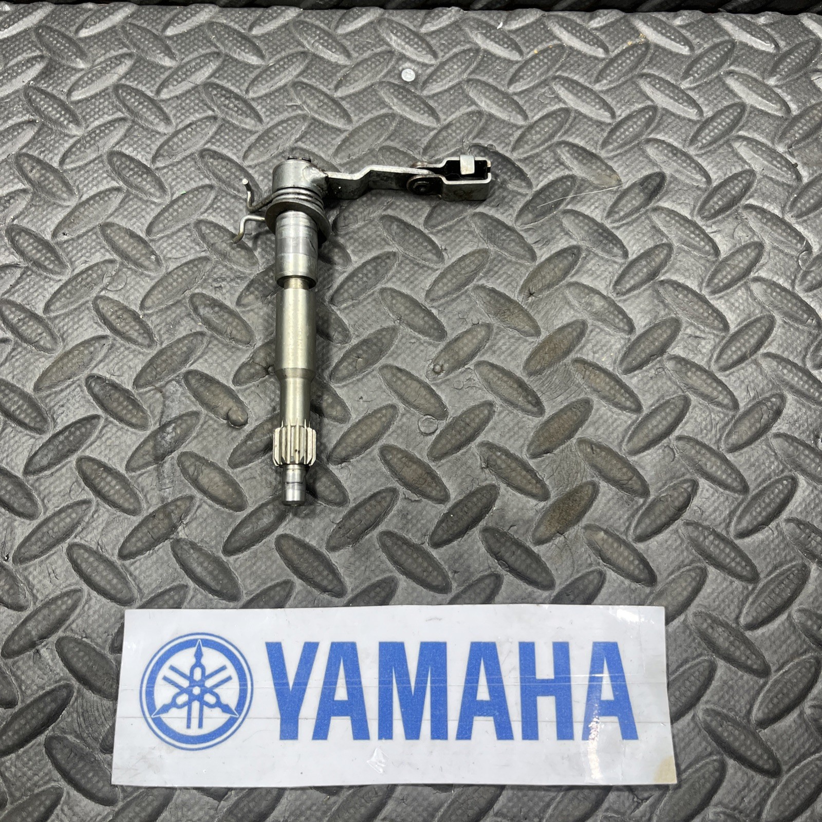 2001-05 Yamaha Raptor 660 OEM Clutch Cable Arm Shaft Actuator 3JD-16382-00-00