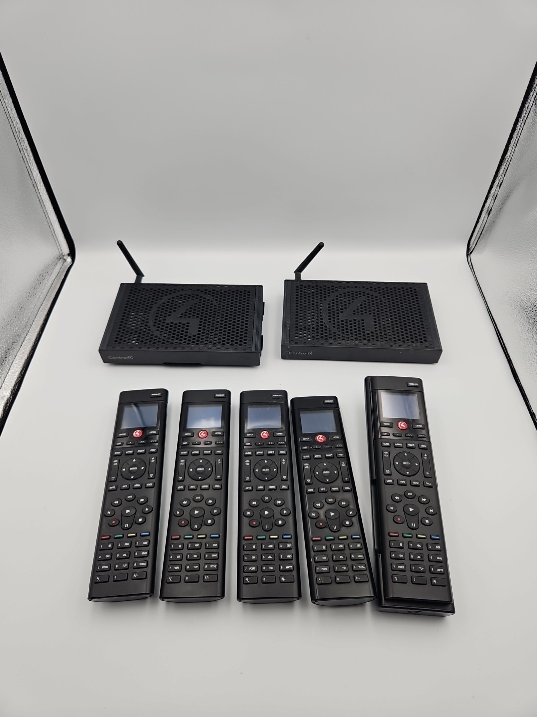 Control4 C4-EA1 Smart Home Controller Bundle Remotes Power Tested No Cords