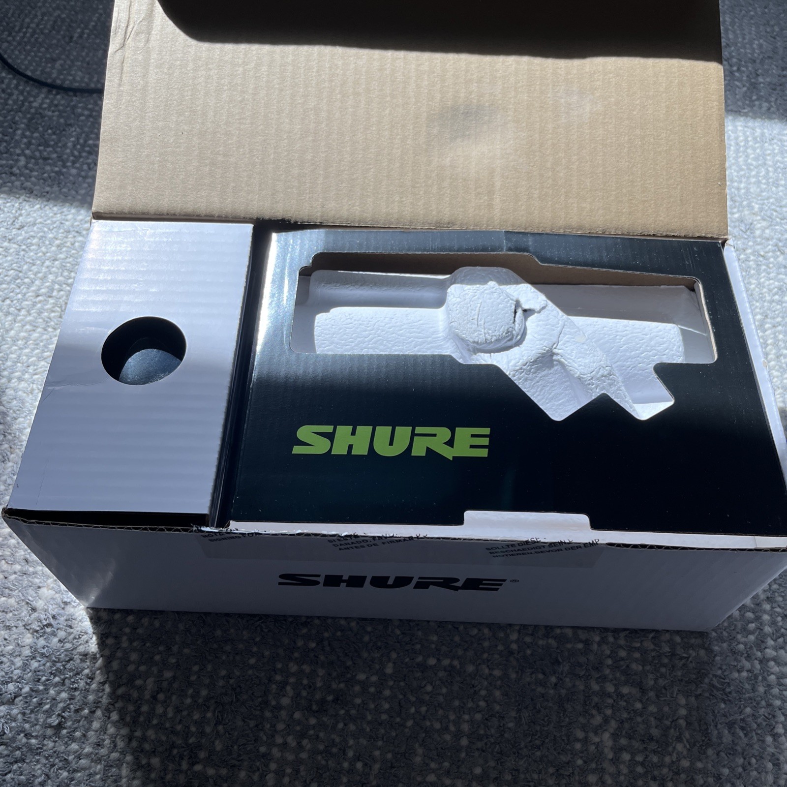 Shure SM7B Cardioid Dynamic Vocal Microphone
