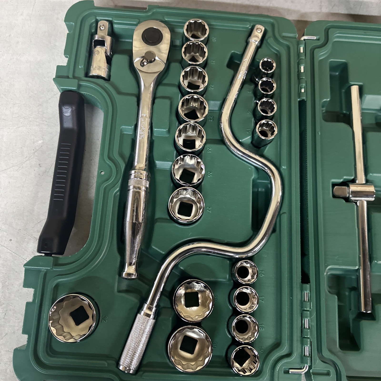 NEW SATA 24 Socket Set PN: 09205U