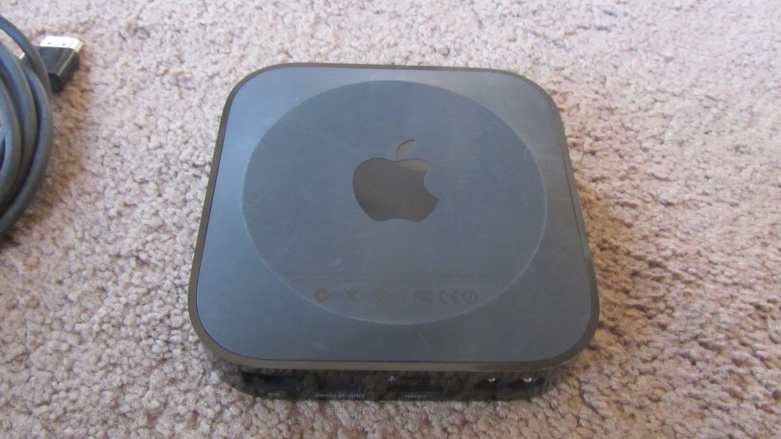 Apple TV Model A1427 with cords