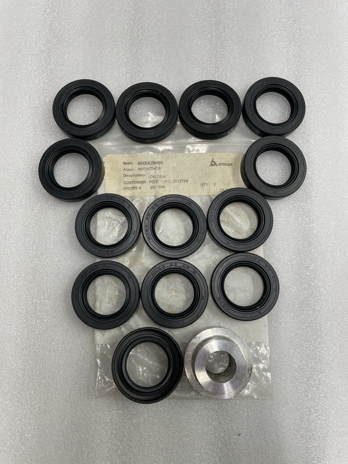 (13 Pcs) New KOYO MHSA25408 Oil Seals 25x40x8mm w/ Installation Tool Kitamura