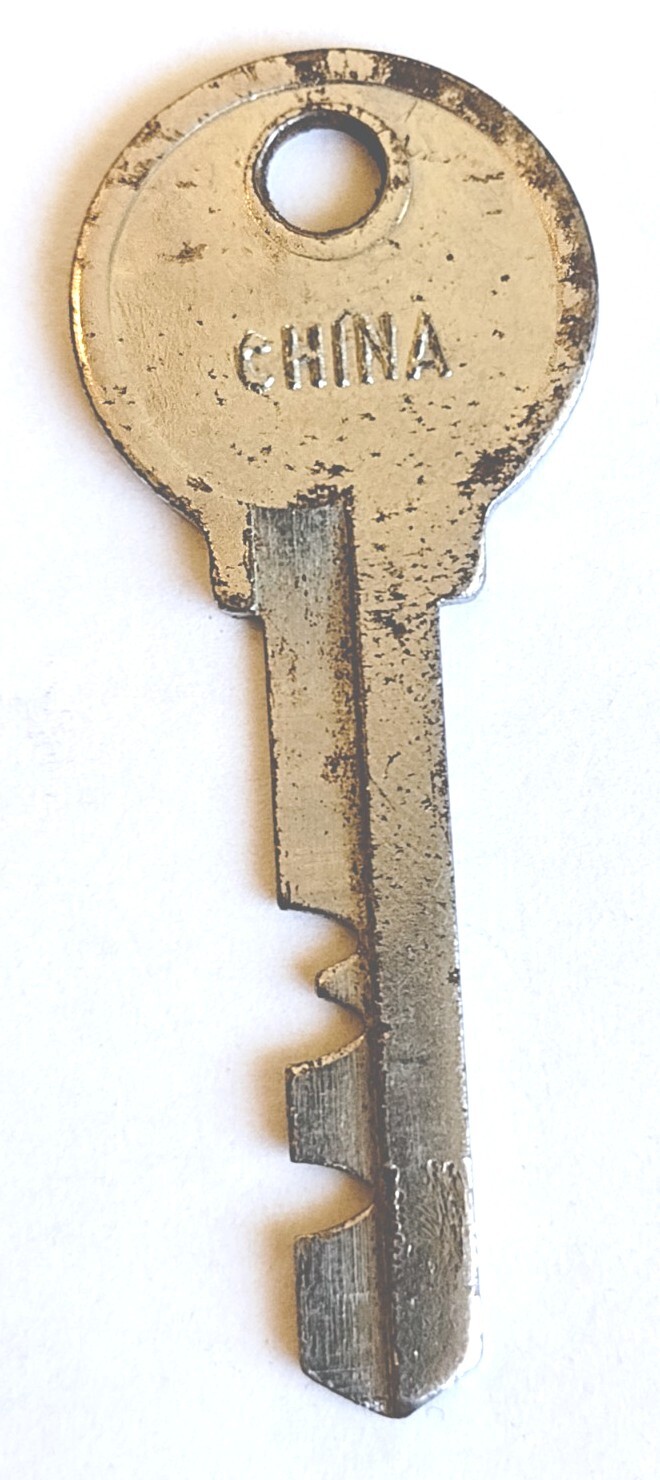 Vintage Key CHINA Appx 1-7/8" Locks