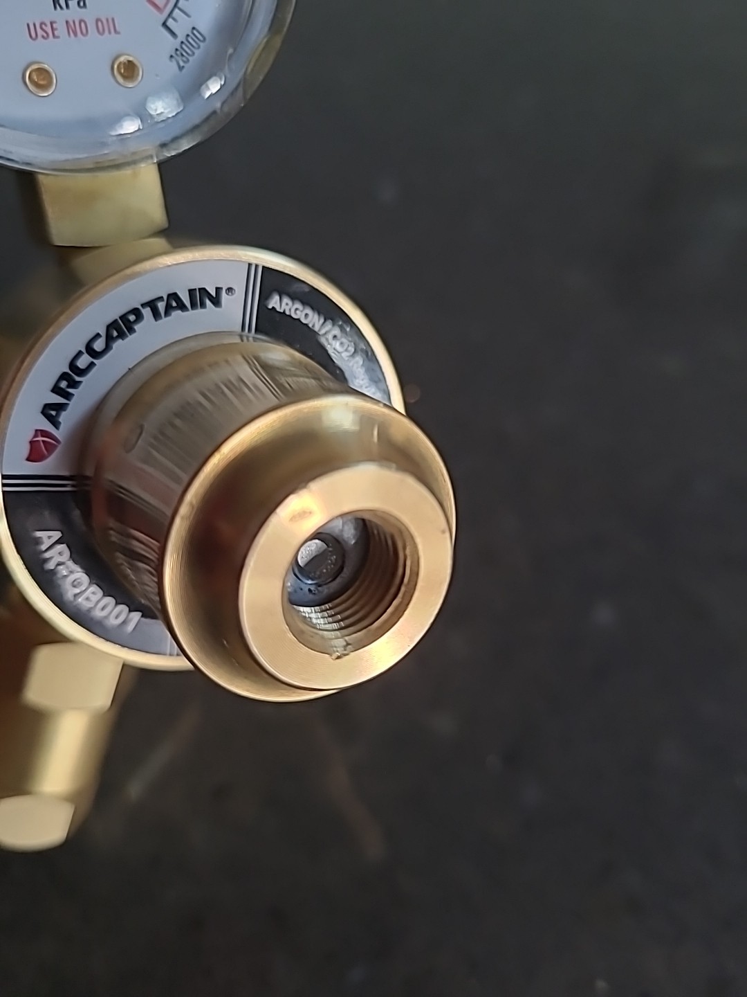 ARCCAPTAIN Argon/CO2 Regulator AR-QB001 AS SHOWN