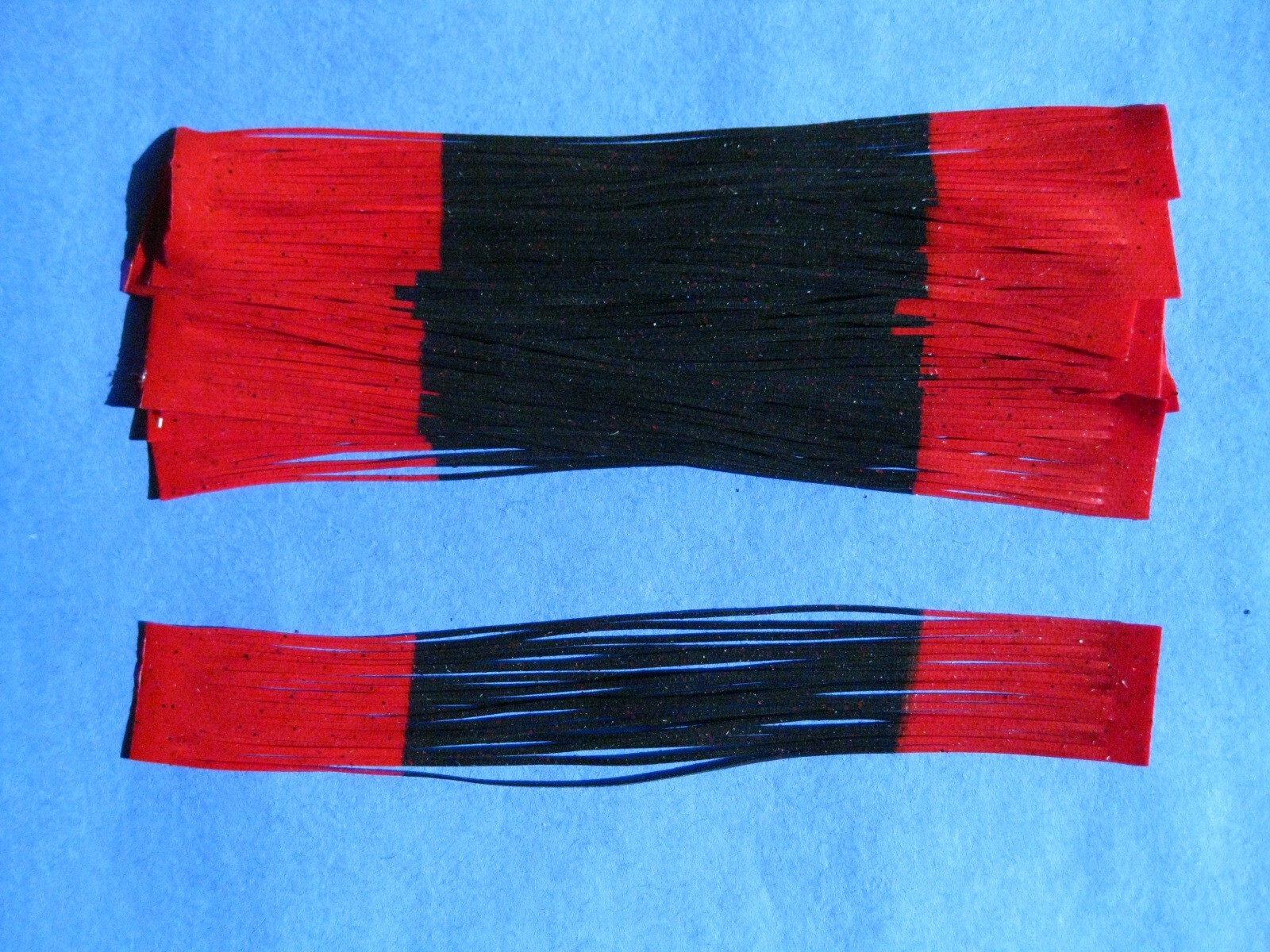10 Silicone Tabs, Black/Red Tip T204  Fishing Lure Spinnerbait Tackle material