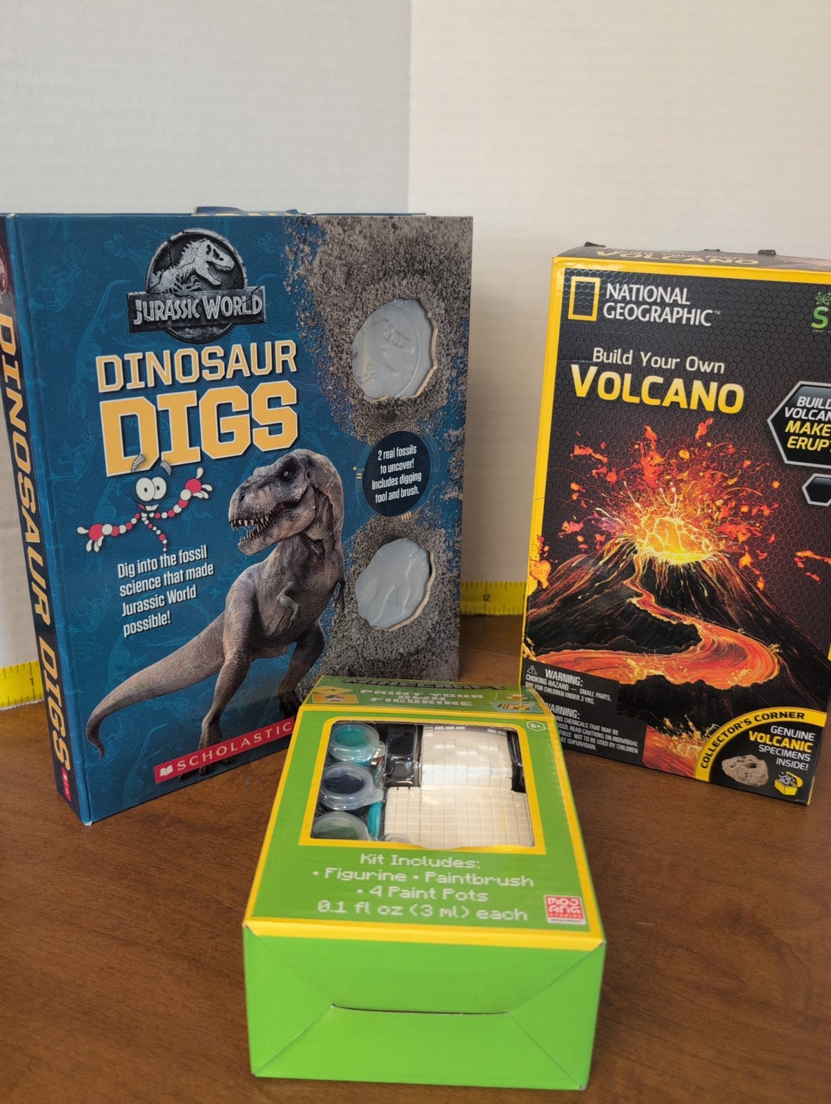 National Geographic Build Your Own Volcano Kit, Dino Digs, Minecraft paint