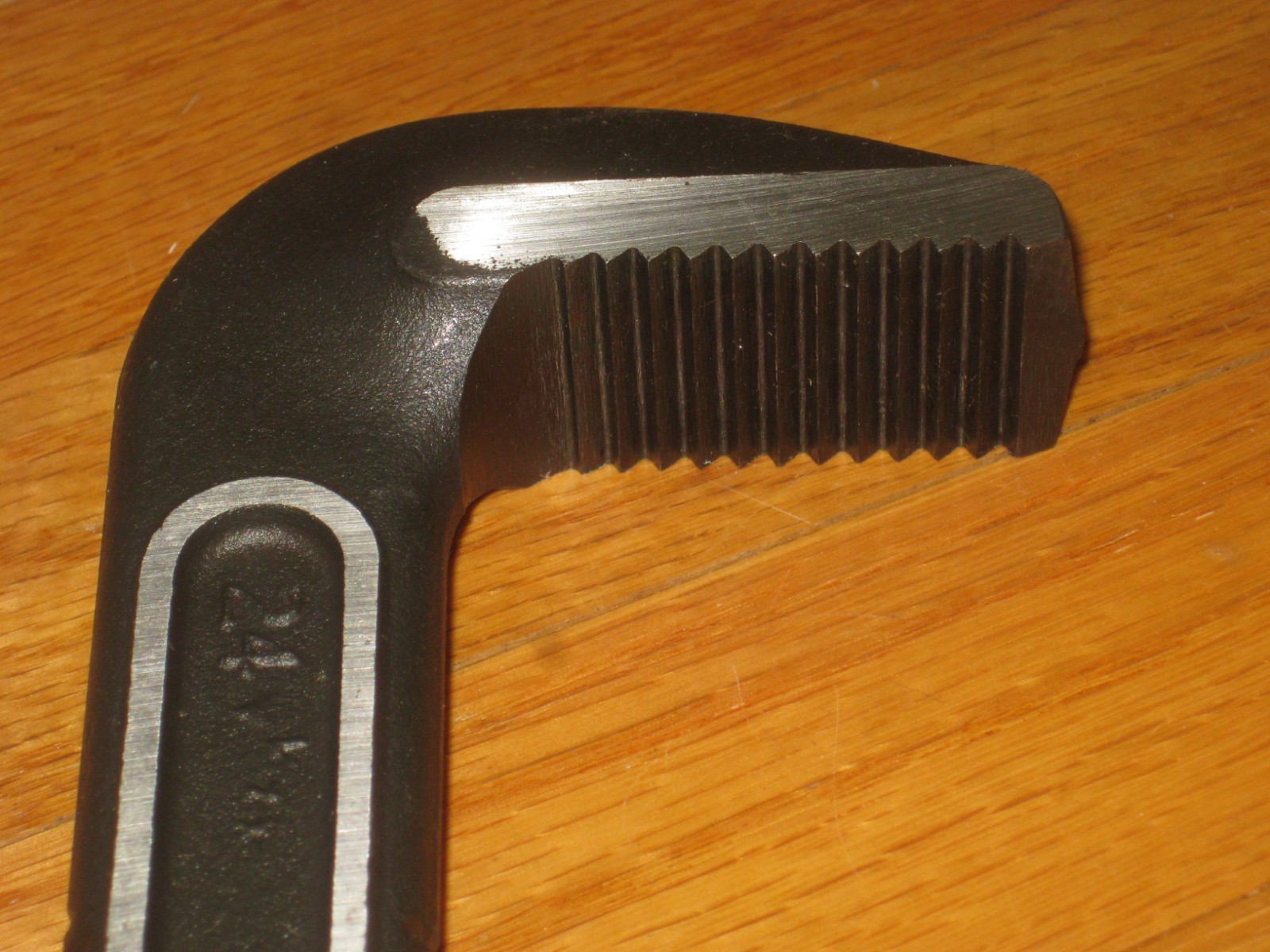 NEW Ridgid 24", 31695 Pipe Wrench Hook Jaw Straight Wrench Replacement Jaws