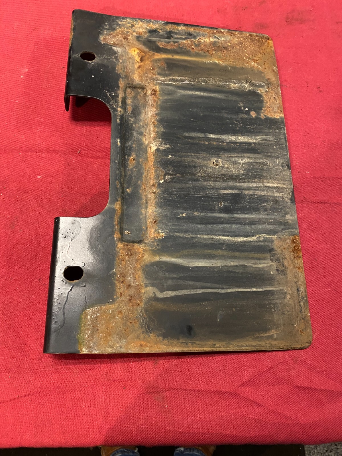 PACCAR M22-6109, DEF TANK, HOLD DOWN, BRACKET, PLATE, COVER  17" X 11"