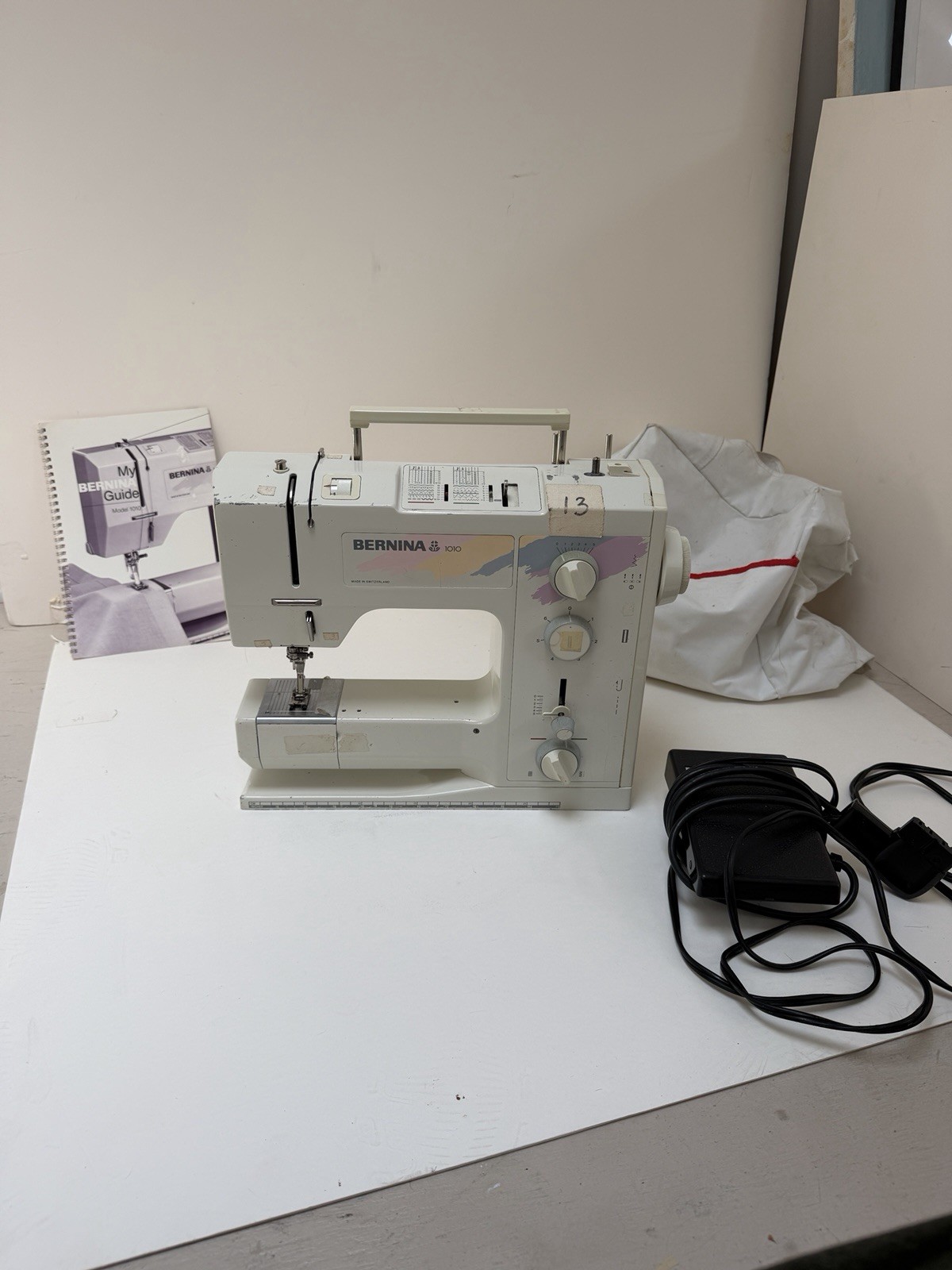 BERNINA 1010 Computerized Sewing Machine With Pedal, Manual And Cover