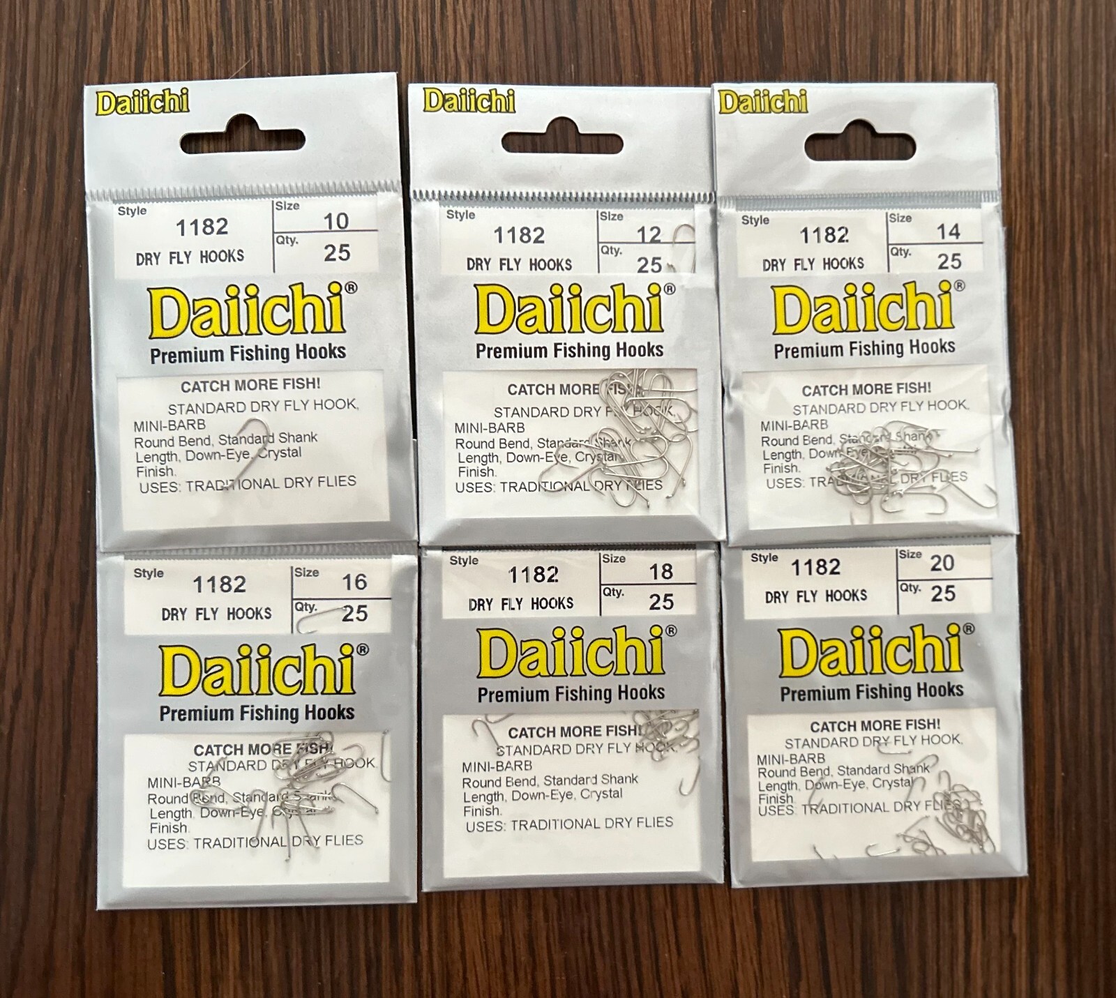 Daiichi #1182 - Dry Fly Hook - Mini Barb