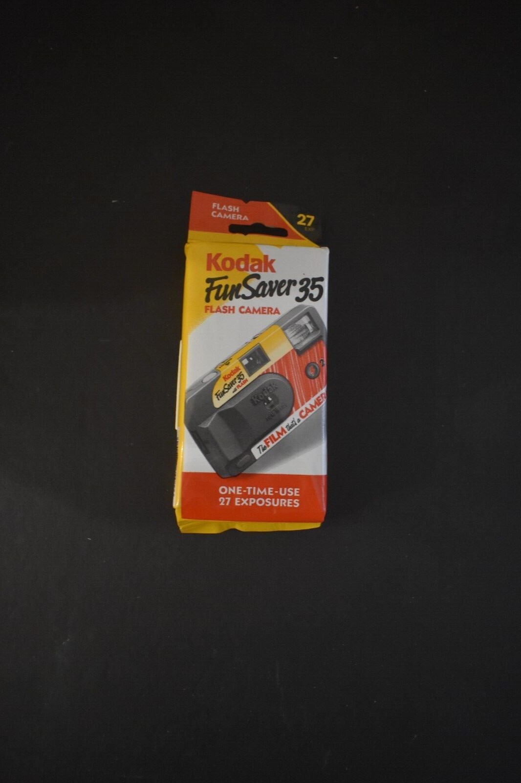 Kodak Fun Saver 35 flash camera still in package  Expired 2/2004   27 exposures