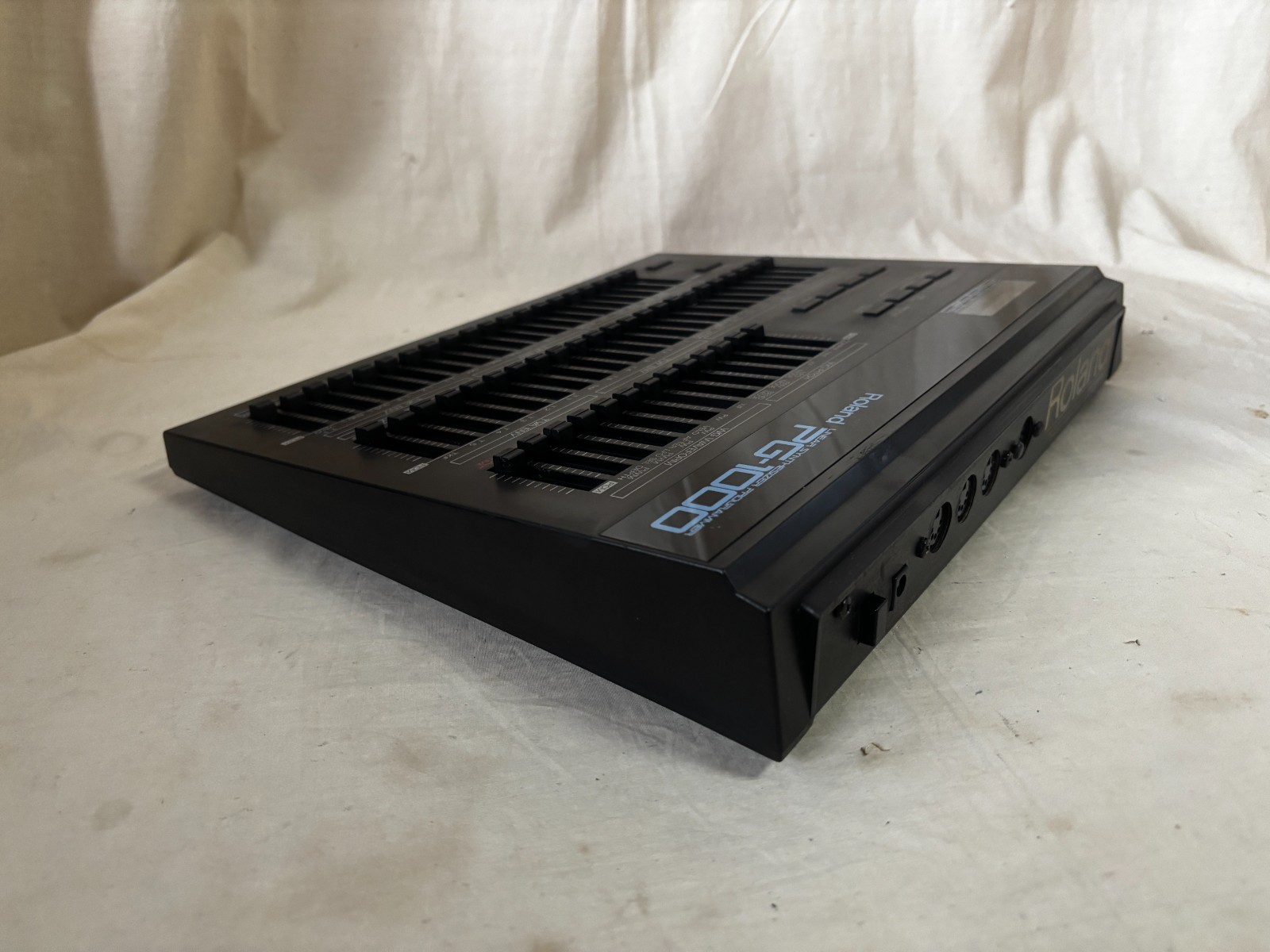 Roland PG-1000 Linear Synthesizer Programmer w/ power supply D-50 D-550